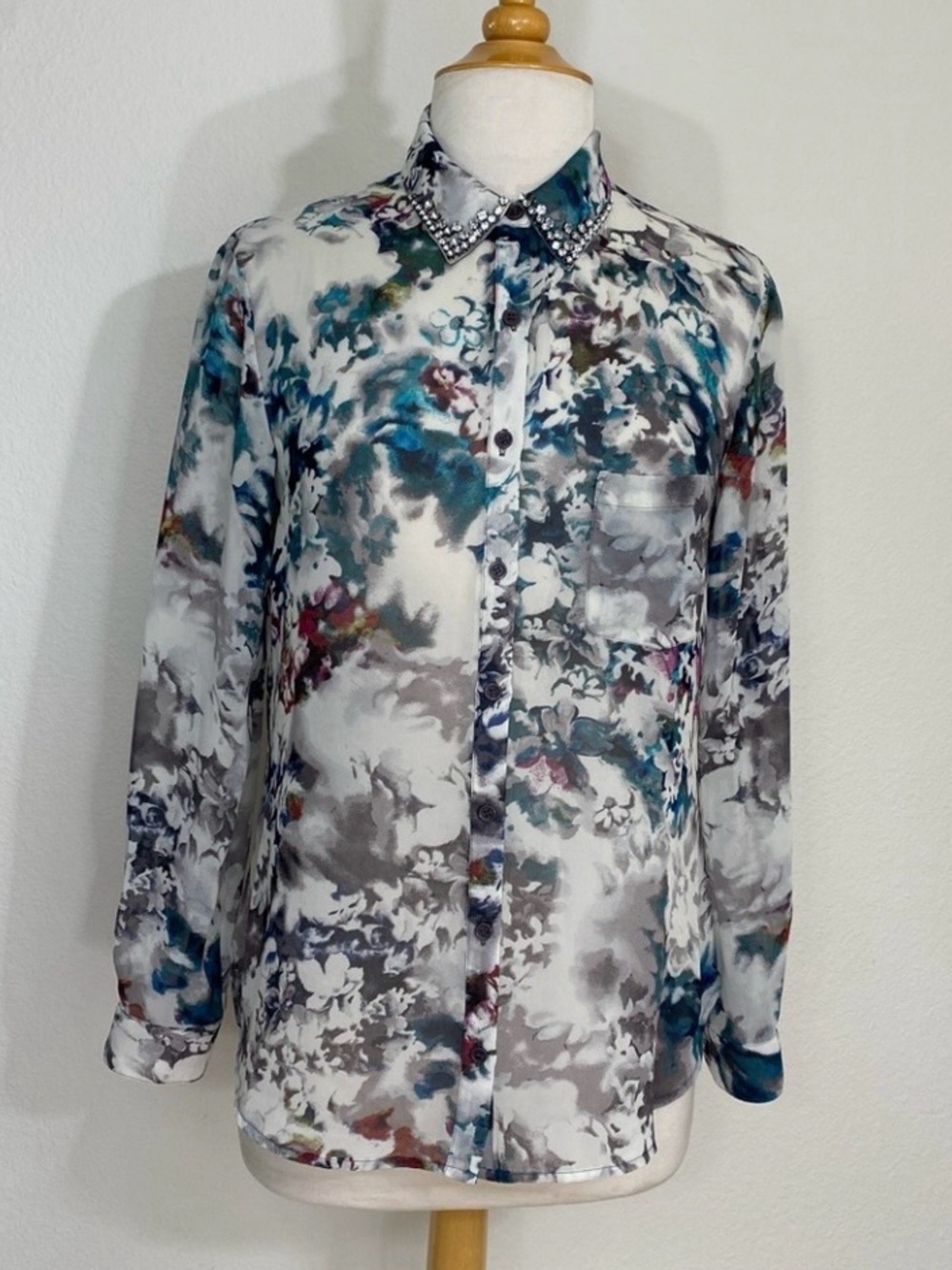NWOT New Bellatrix Women Teal Gray Watercolor Floral Button Sheer Blouse Size SP